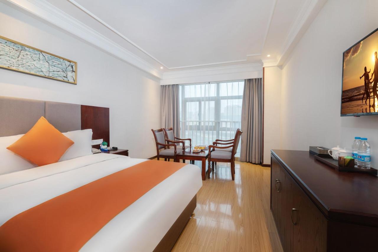 Huzhou Wealth Hotel Exterior foto